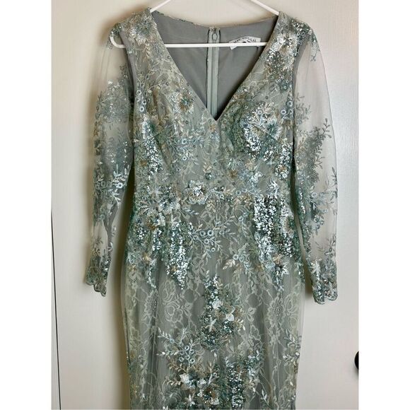 Mac Duggal NWT $698 size 8 EMBELLISHED V NECK ILLUSION LONG SLEEVE GOWN style 67 - Picture 5 of 16